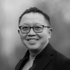Dux Raymond Sy